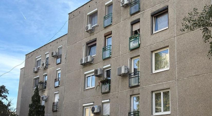 Szemetet pakol az ajtók elé, majd nyomozóként kéri számon a lakókat a terrorizáló nyíregyházi szomszéd