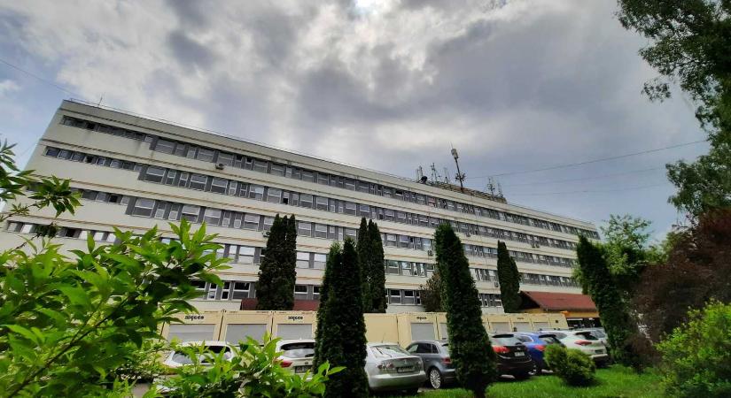 Erőn felül teljesít a Csíkszeredai kórház – Az alkalmazási stop feloldását kérik a kormánytól