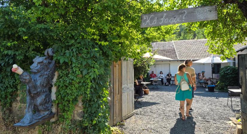 Nem pohárban, tölcsérben! Ez a borízű fagyi mindenkit meglep