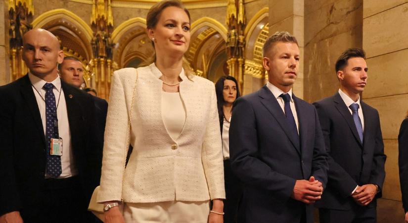 A követők nem hallgatnak, így reagáltak arra, hogy Magyar Péter közös fotót posztolt Forsthoffer Ágnessel ma délben
