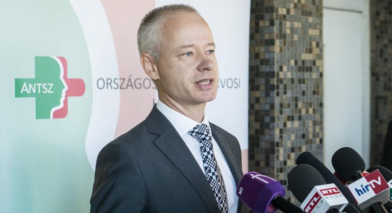 Egy titkosított jelentés szerint a döntéshozók 2015 óta tisztában vannak a magyar egészségügy hiányosságaival