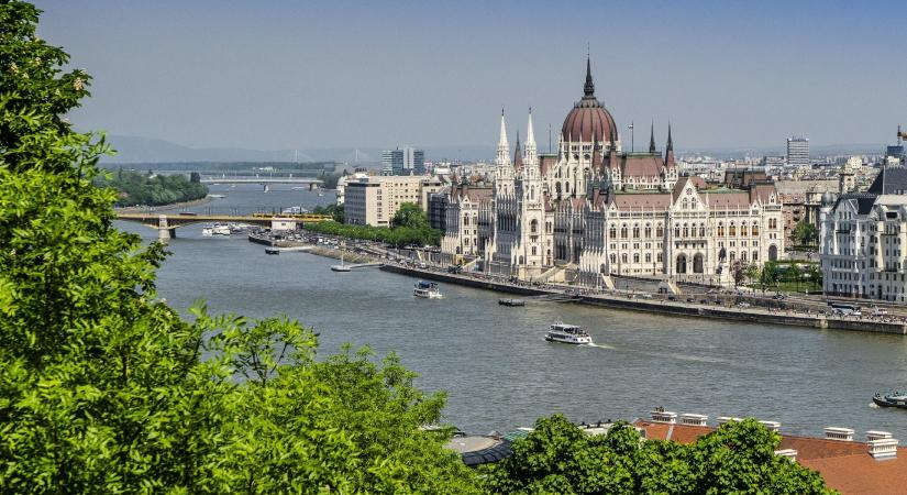 Ezért veszélyesebb a kánikula Budapesten, mint a fővároson kívül