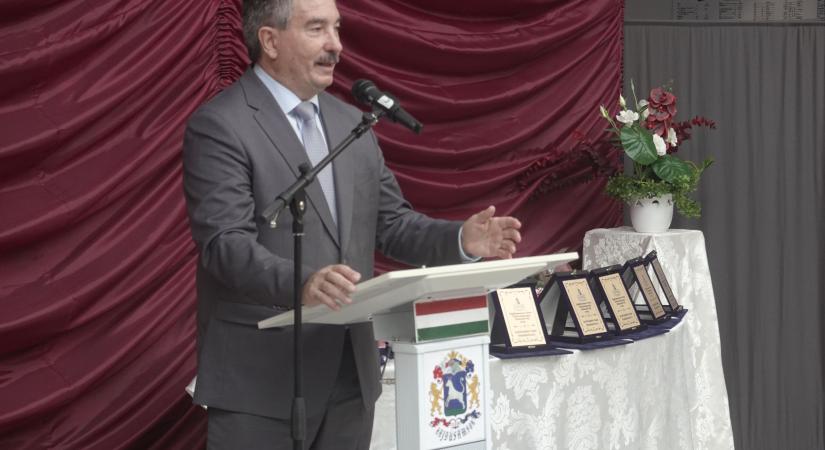 Pajna Zoltánék szövetséget kötöttek