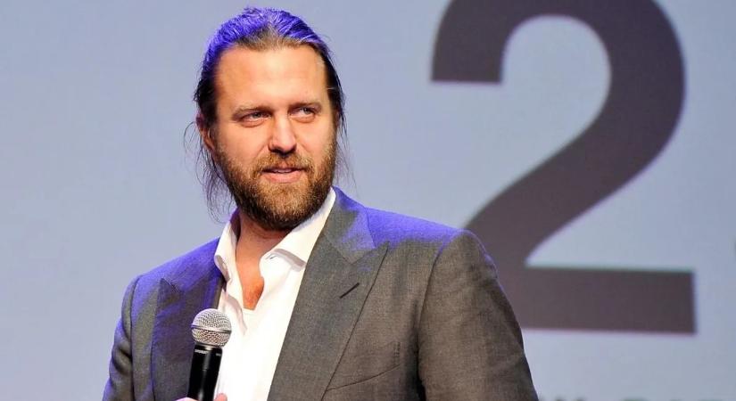 Két év börtönt kapott csalásért a 47 Ronin rendezője