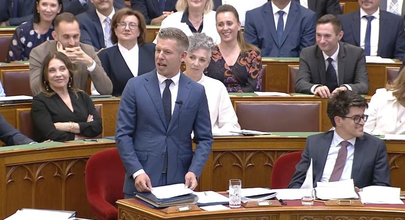 Döntött a parlament a polgármesterek fizetéséről, nem örülnek a településvezetők