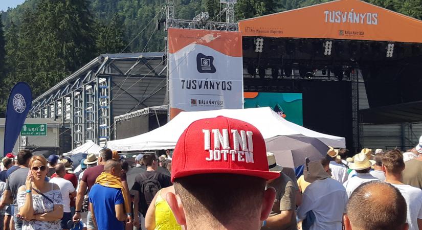 Megvannak az első zenészek, akik történhet bármi, kitartanak Tusványos mellett