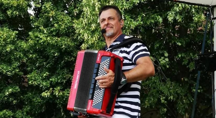 Kórházból jelentkezett Márió, a harmonikás: Nem először fordul meg itt