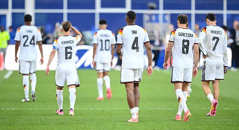 Riadót fújt az edzőlegenda a németek csúfos vb-búcsúja után: „Ahogy kiestünk, egy szégyen”