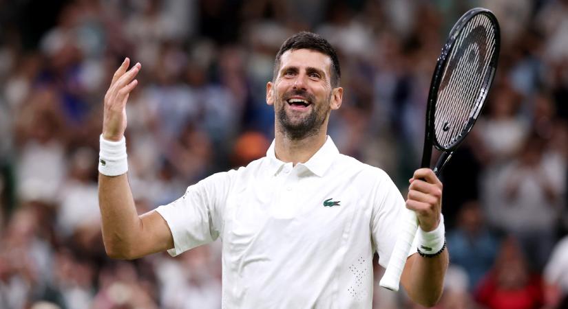 Nem elegáns, ha a rövid nadrághoz zakót veszel fel? Novak Djokovic megcsinálta
