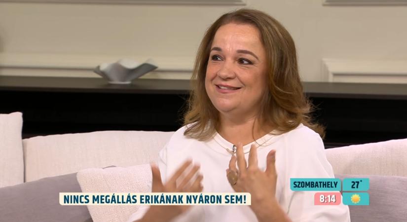 Nyáron sem pihen Náray Erika: színházi előadások, koncertek és a focivébé tölti ki a mindennapjait