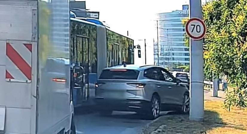 Buszos koccanás, padkán előzés, járdán driftelés – nyáron sem vesznek vissza a szabálytalan autósok