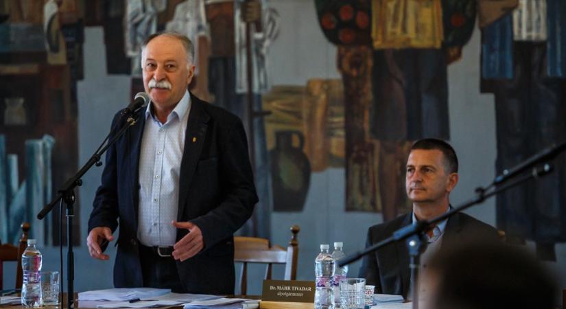 Már Sárvár fideszes polgármestere is azon kesergett, hogy mennyi mindenre jutna pénz, ha nem kellene befizetni a városra kirótt szolidaritási adót