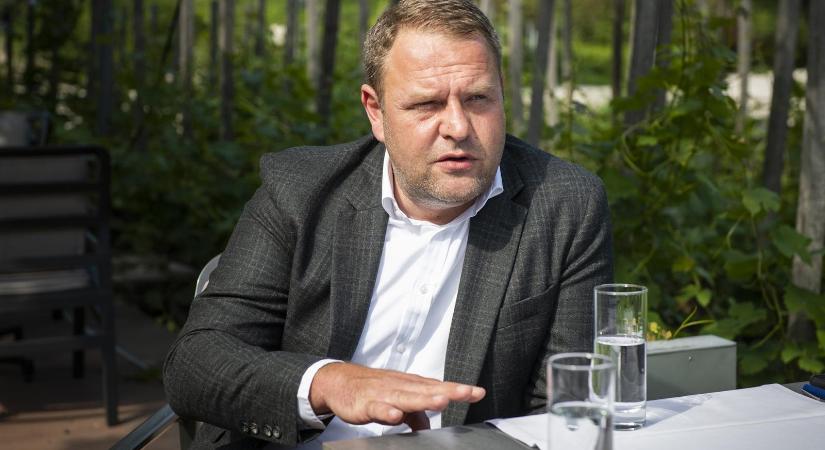 Kármán András menesztette Guller Zoltánt a Szerencsejáték Zrt. éléről