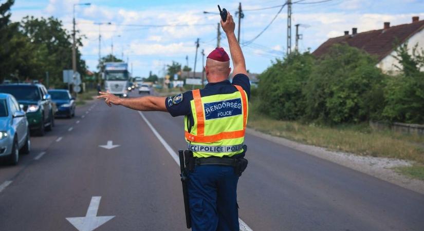 Rendőrök lepik el Debrecen több pontját, hónapokig maradnak ott!