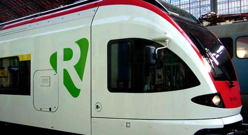 Vitézy: eddig 30 Stadler FLIRT motorvonat vált működésképtelenné az extrémhőség miatt