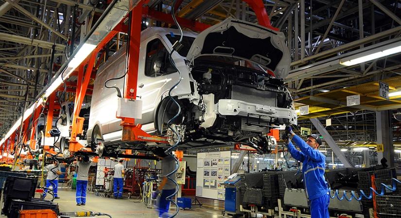 Visszavette mérnökeit a Ford, mert az MI nem vált be a minőség-ellenőrzésben