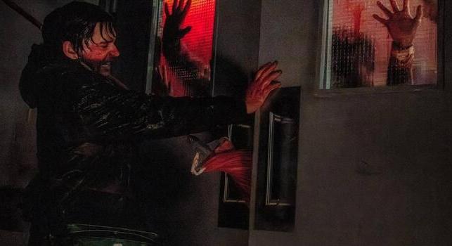 „Egy idiótát követünk"– rendezője szerint ilyen lesz az új Resident Evil-film