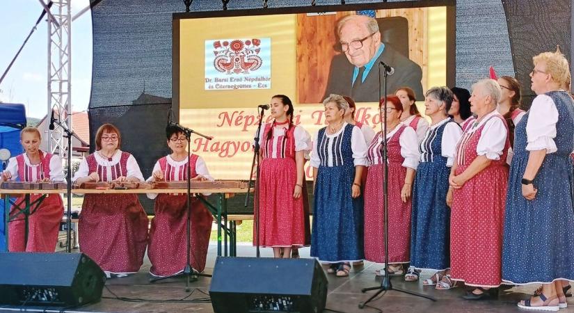 Huszonhetedszer rendezték meg a Barsi Ernő Népzenei Találkozót Écsen - Fotó