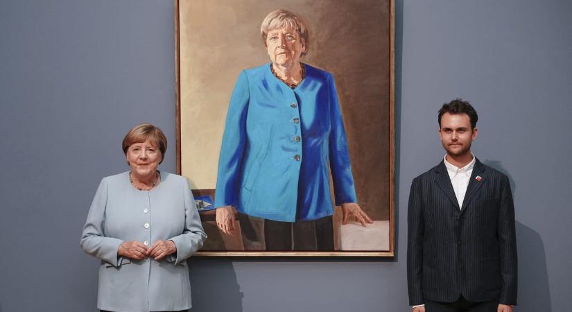 Leleplezték Angela Merkel kancellári portréját