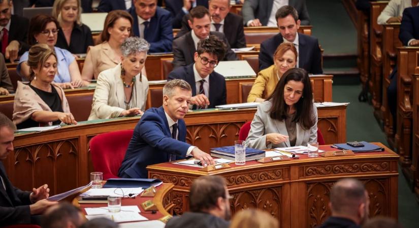 Megszüntették a Szuverenitásvédelmi Hivatalt, Magyar Péter reformot ígért a vízellátásban – Newscast