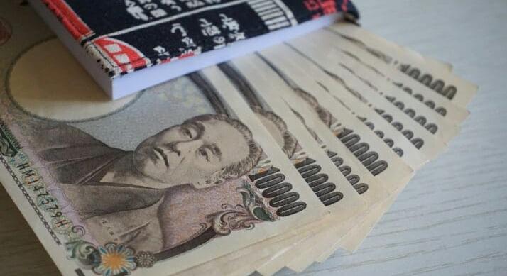 Negyvenéves mélypontra zuhant a jen – Jöhet a japán beavatkozás?