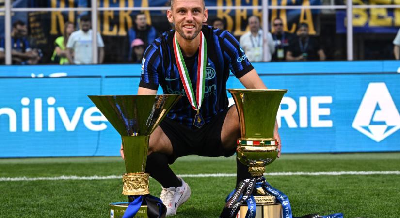 Egy korszak lezárult: Stefan de Vrij 12 év után távozott a Serie A-ból, aláírt új csapatához!