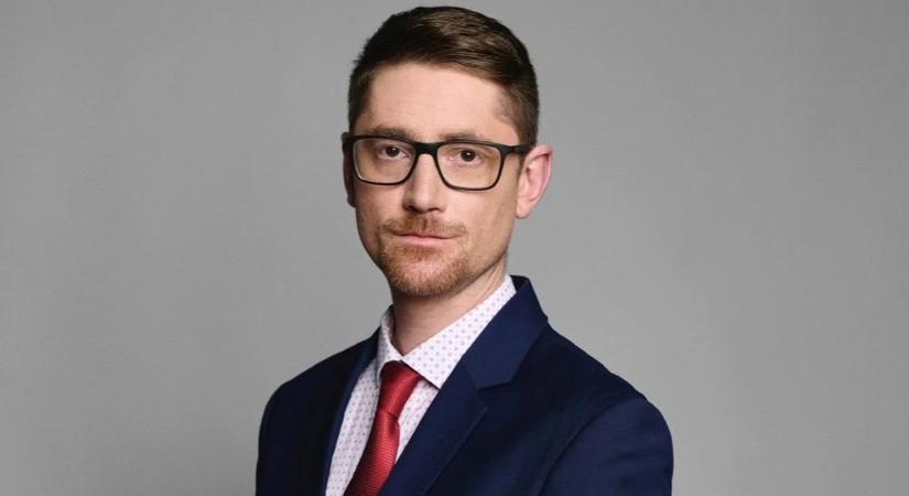 Jelentős átalakítás az ATV-nél: távozik a csatornától a népszerű műsorvezető, kiderült, ki váltja