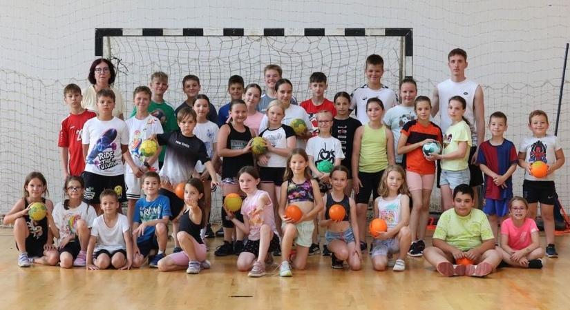 Öt napon át pattogott a labda a Marso kézilabda táborában (fotók)
