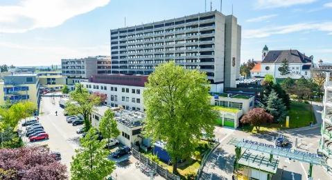 Határon átnyúló patológiai összefogás Sopron és Bécsújhely között