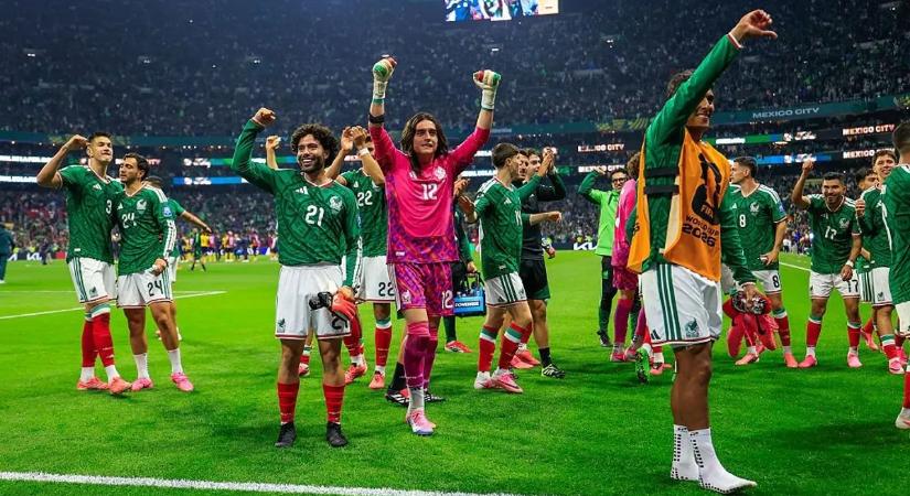Mexikó révén először diadalmaskodott a CONCACAF-zóna dél-amerikai csapat ellen az egyenes kiesés szakaszban