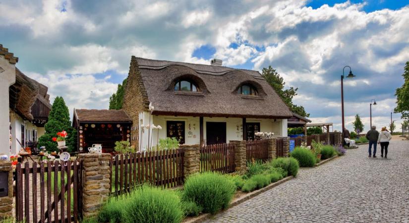 A Balatonon már a 100 milliós nyaraló sem luxus, csak belépő a tóparti társasjátékba
