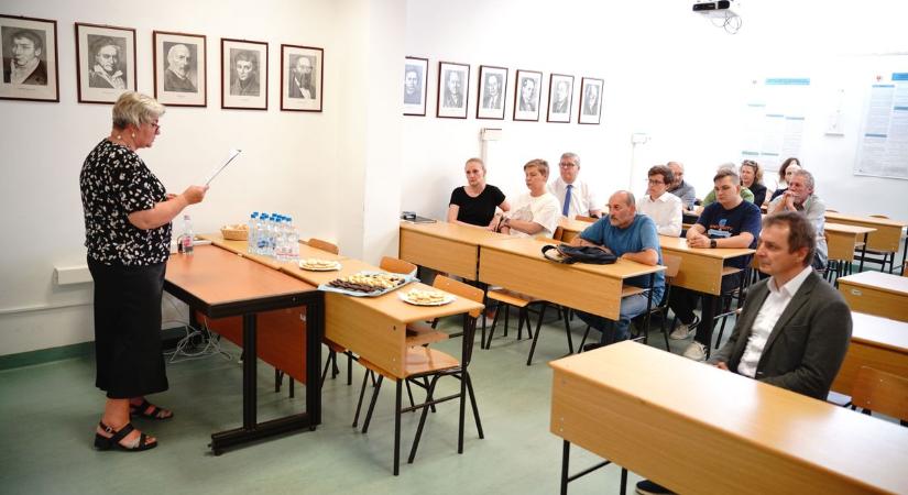 Egy tanár, akit sosem felejtenek: így emlékeznek az oktatóra az egyetemen