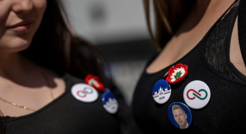 Medián: Kitart a Tisza-eufória, egyre fogynak a Fidesz-szavazók