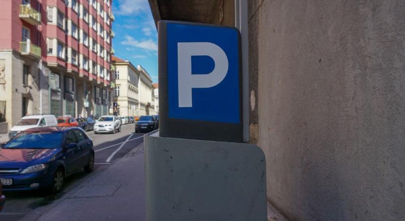 Mi Hazánk: ne töröljék el a készpénzes parkolást a fővárosban!