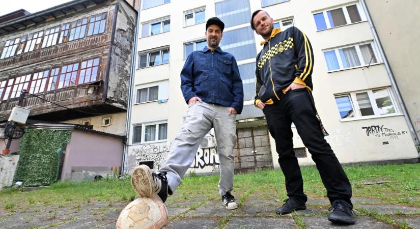 Egy elfuserált amerikai álomról szóló, 15 éves dal lett a bosnyákok vb-himnusza