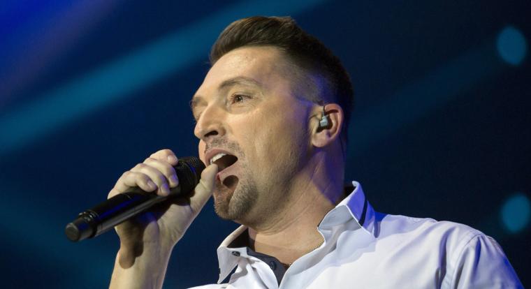 Kovács Ákosnál rákot találtak, lemondta fellépéseit
