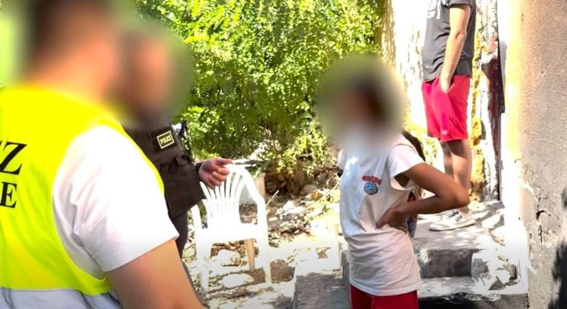 Rendőrök vitték el az átányi amazont! Úgy védte a szerelmét, hogy az túlmegy minden határon – videóval