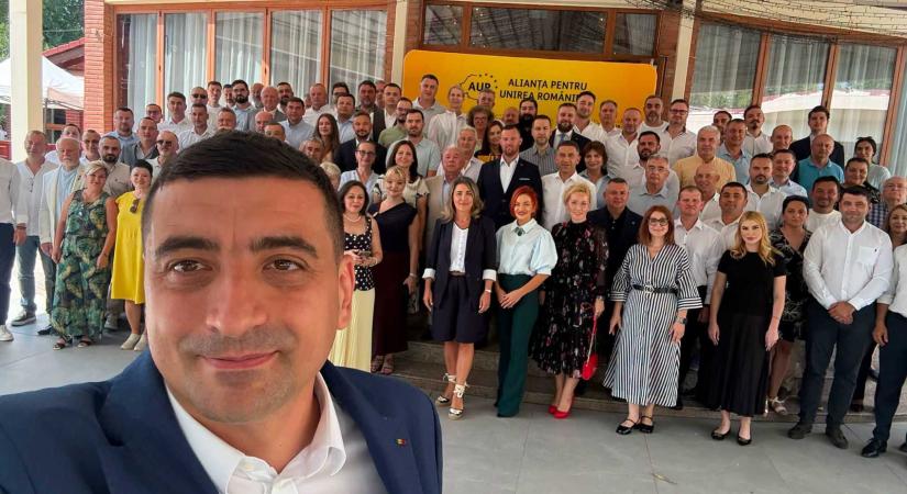 Döntött az AUR: megbuktatnák az államfőt és előrehozott választásokat akarnak