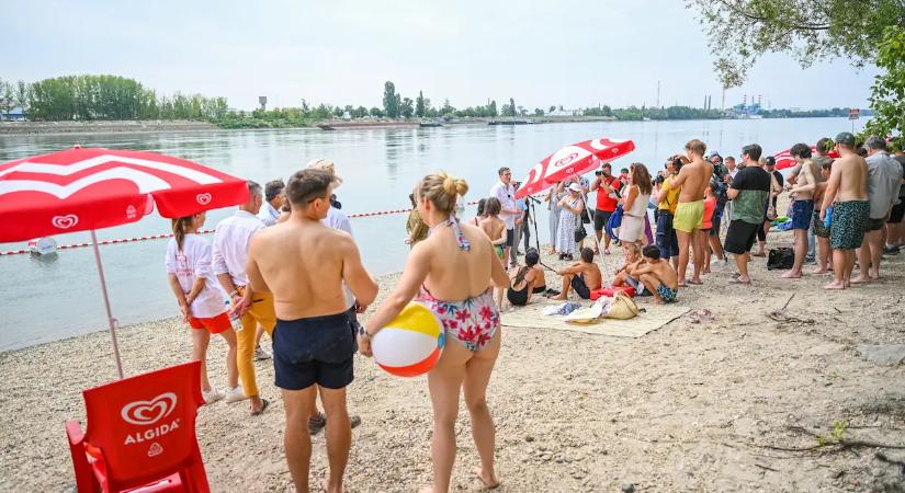 Egész nyáron fürödhetsz a Dunában: Megnyílt az Árasztó-part szabadstrand Újbudán, így néz ki
