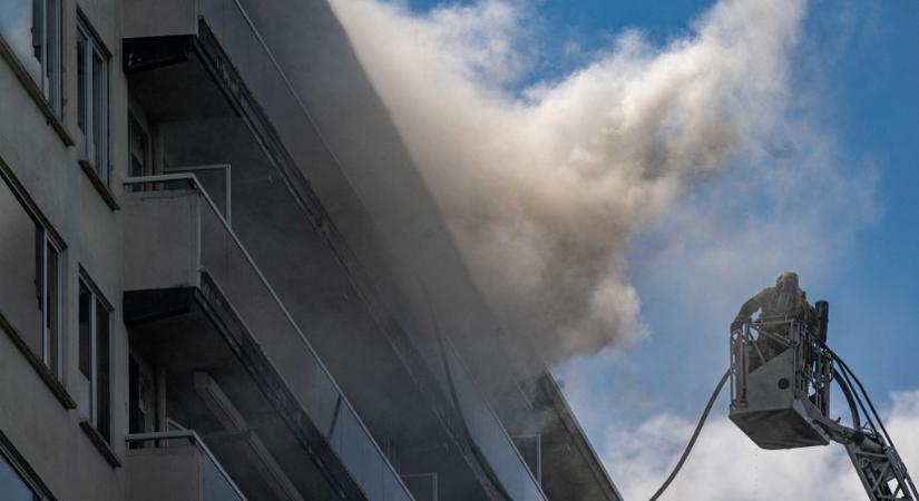 Legalább öt ember meghalt, miután kigyulladt egy 10 emeletes ház Antwerpenben