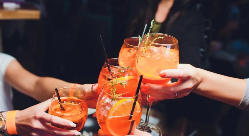 Aperol 700 forintért? Igen! Mutatjuk, hol ihatsz ilyen olcsón kedvenc nyári koktélodból
