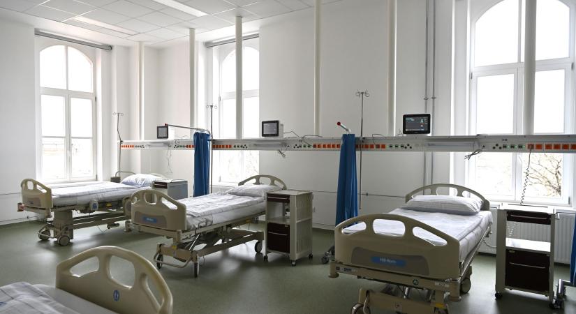 Munkaszüneti nap lesz szerdán az egészségügyi dolgozóknak