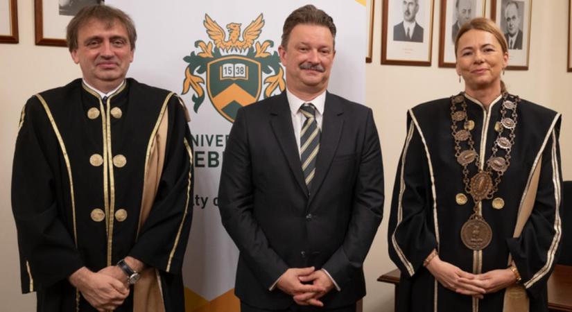 Új dékánt neveztek ki a Bölcsészettudományi Kar élére