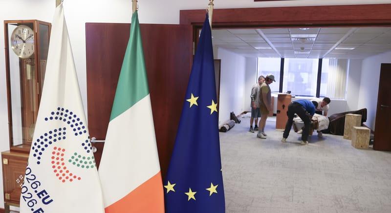 Lehetetlen feladatok megoldása vár az ír EU-elnökségre