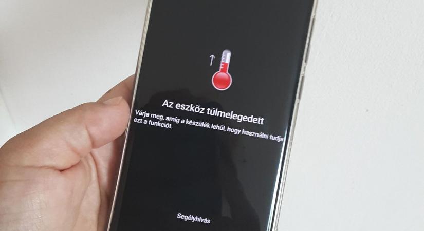 Forró és leáll? Így menthetjük meg a túlmelegedett mobilt a kánikulában