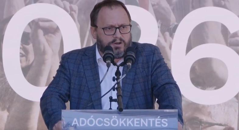 Új pályán a költségvetés: átláthatóbb tervezést ígér a kormány, megszorításoktól tart az ellenzék