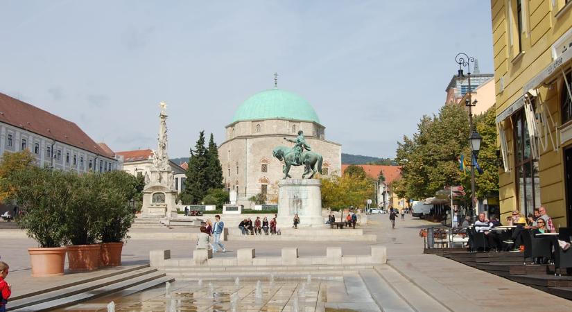 Elérhetetlen lett két Fidesz-közeli lap Baranyában