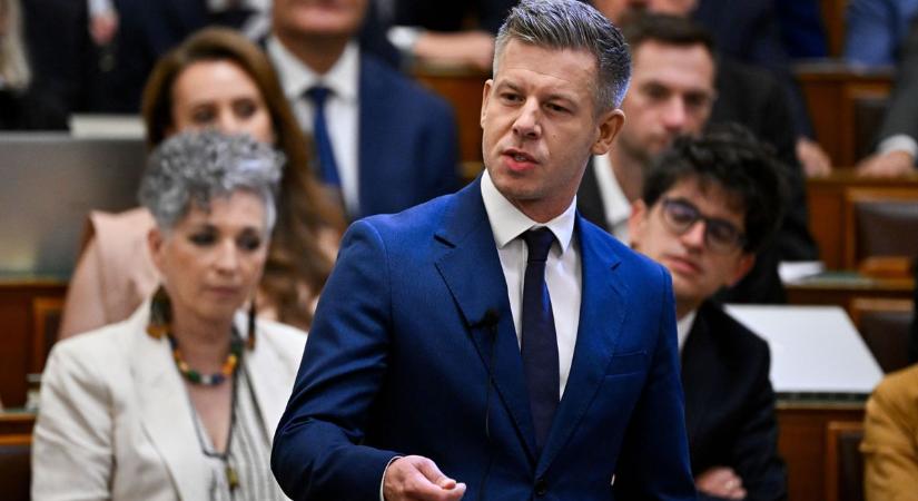 Magyar Péter nem bírta ki, megint odaszólt a 444-nek