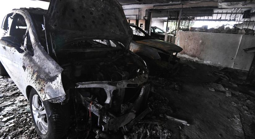 Gyújtóbombát aktiváltak Görögországban, öt ember megsebesült