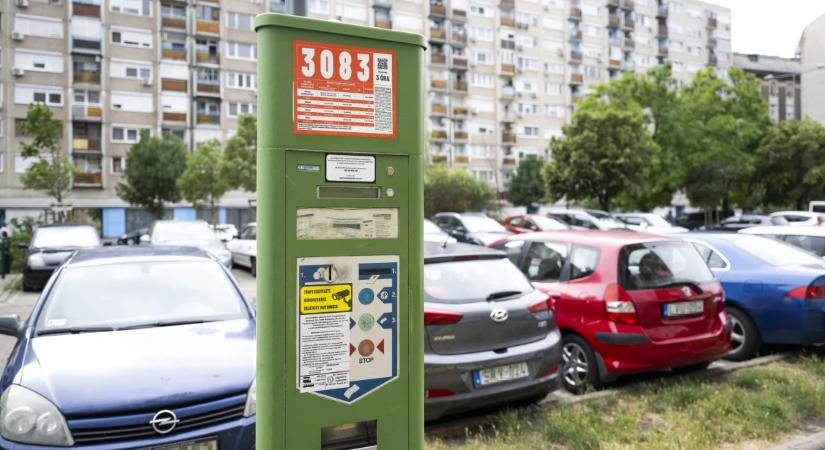 A budapesti parkolás új korszaka: emelkedő díjak és eltűnő automaták